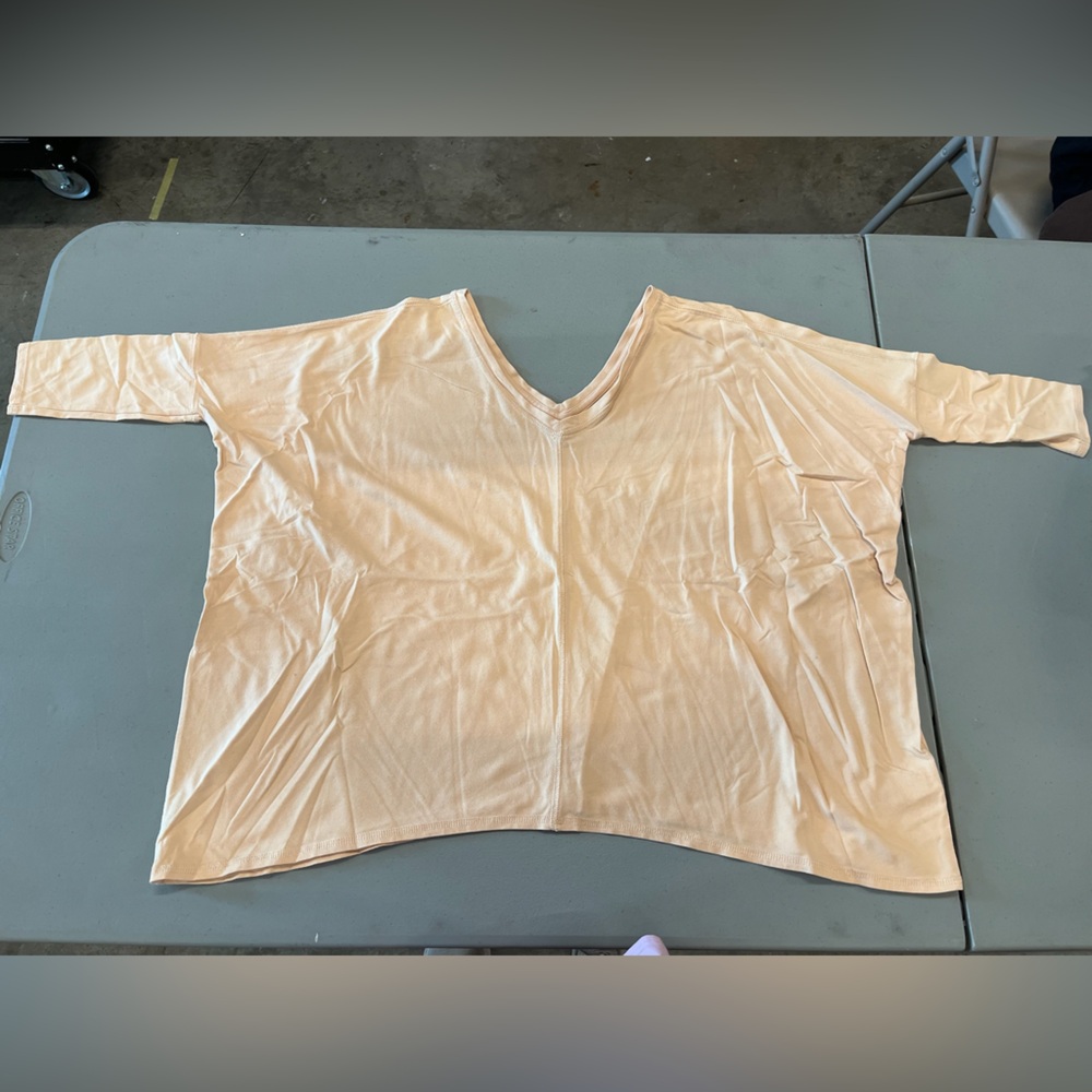 Scoop NYC Cream 3/4 Sleeve Boxy Blouse